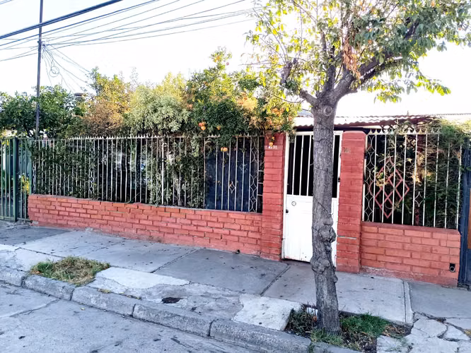 Se vende casa sector residencial en San Joaquin