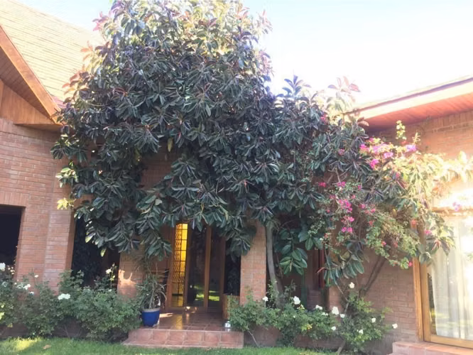 Se vende casa  en barrio residencial en San Felipe