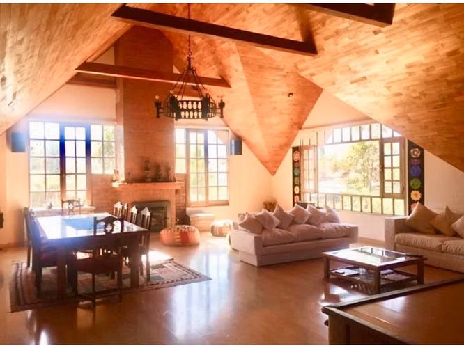 Se vende casa  en barrio residencial en San Felipe