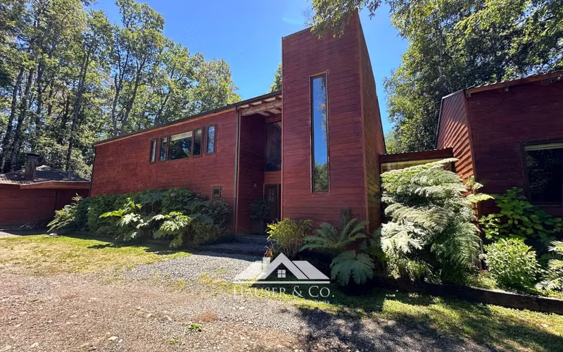 Maravillosa Casa arriendo temporal orilla de lago Calafquén