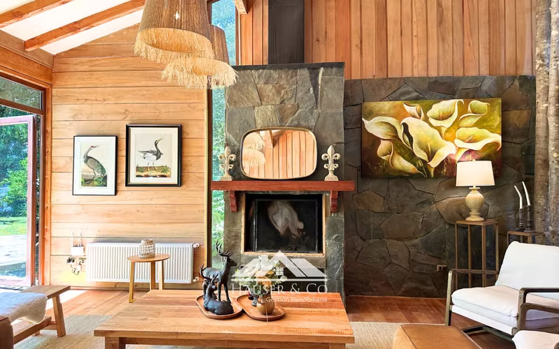 Maravillosa Casa arriendo temporal orilla de lago Calafquén