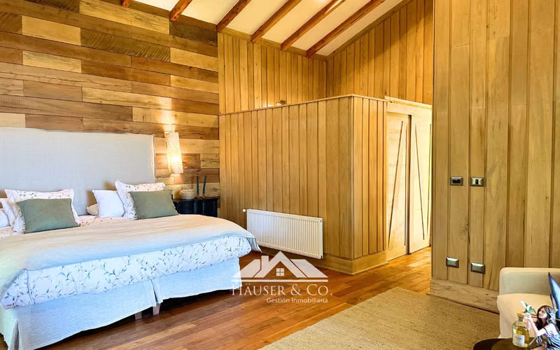 Maravillosa Casa arriendo temporal orilla de lago Calafquén