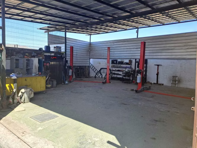 casa en esquina comercial con taller (138847)