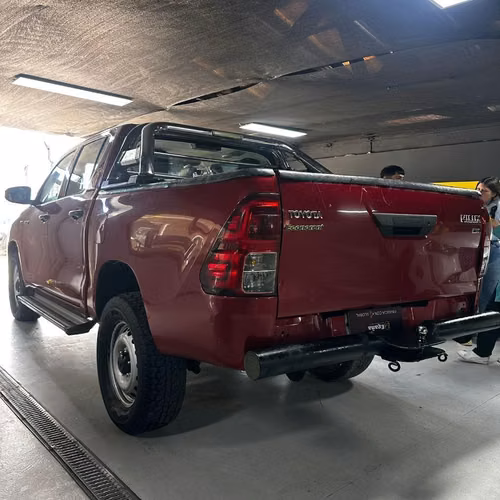 Toyota hilux Dcab 4x2 - Imagen 2
