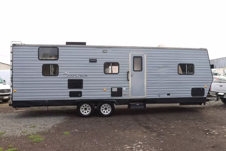 CASA RODANTE COACHMEN PARA 8 PAX AMERICANA FULL EQUIPADA COMO NUEVA