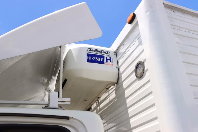 CAMION HYUNDAI HD65 PARA 5000KG CON EQUIPO DE FRIO AL DIA FACTURABLE