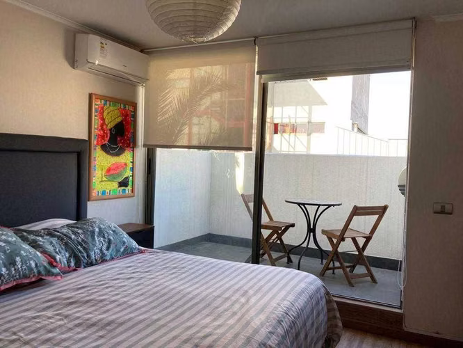 HERMOSO TOWN HOUSE EN BARRIO YUNGAY (139023)