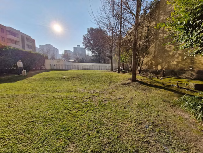Grace Kelm Vende Depto IMPECABLE de 42 m2/ 1 dorm en suite C/bod en Santiago