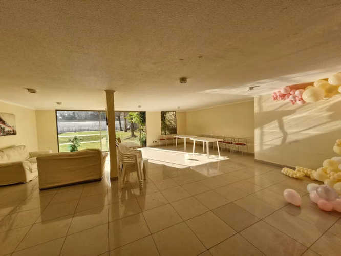 Grace Kelm Vende Depto IMPECABLE de 42 m2/ 1 dorm en suite C/bod en Santiago