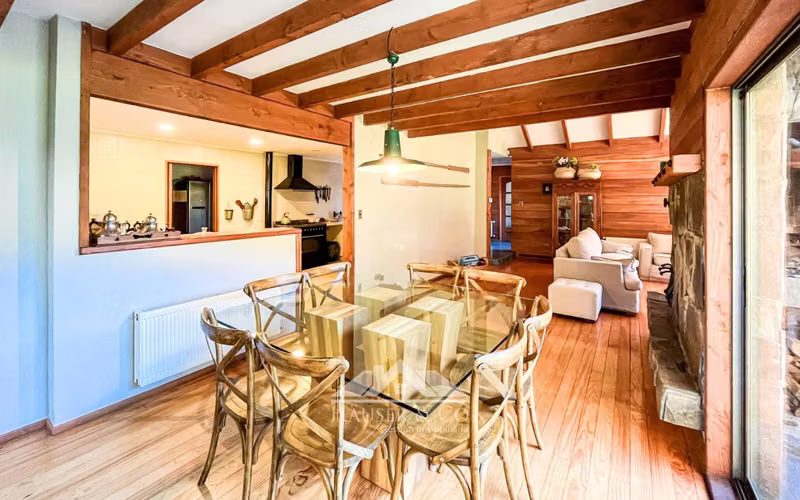 Increible Casa en venta entre Pucon y Villarrica sector Molco - Imagen 10