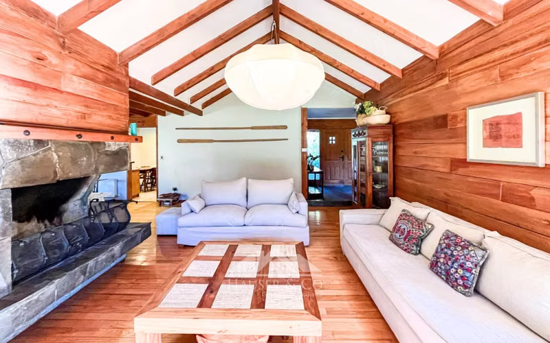 Increible Casa en venta entre Pucon y Villarrica sector Molco - Imagen 9