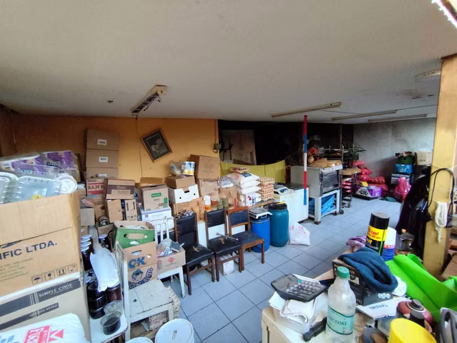 VENDO LOCAL COMERCIAL CON CASA (139126)