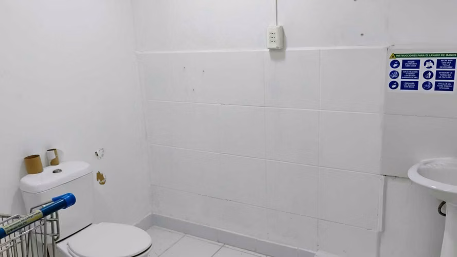 Arriendo Local Comercial en  Strip Center