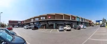 Arriendo Local Comercial en  Strip Center