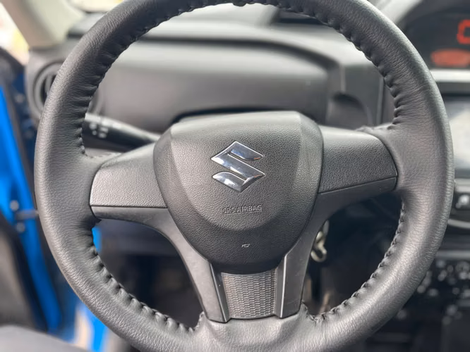 SUZUKI S-PRESSO 2023 FULL EQUIPO 25 KILOMETROS  X LITRO