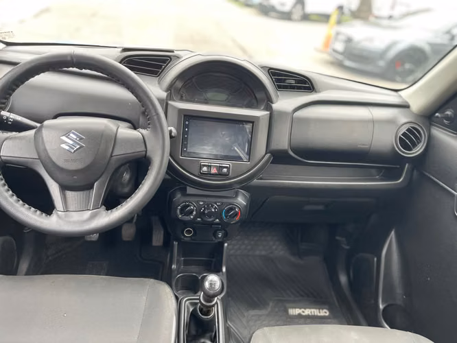 SUZUKI S-PRESSO 2023 FULL EQUIPO 25 KILOMETROS  X LITRO