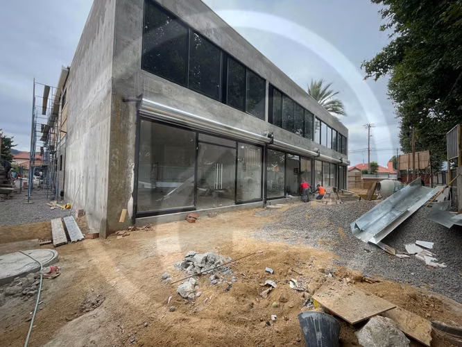 Arriendo locales comerciales desde 50m2 (139142)