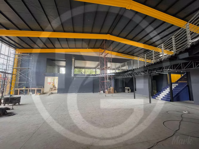 Arriendo locales comerciales desde 50m2 (139142)
