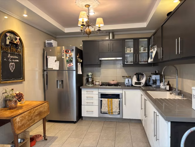 Casa Moderna, La Reserva, excelente ubicaión - Imagen 22