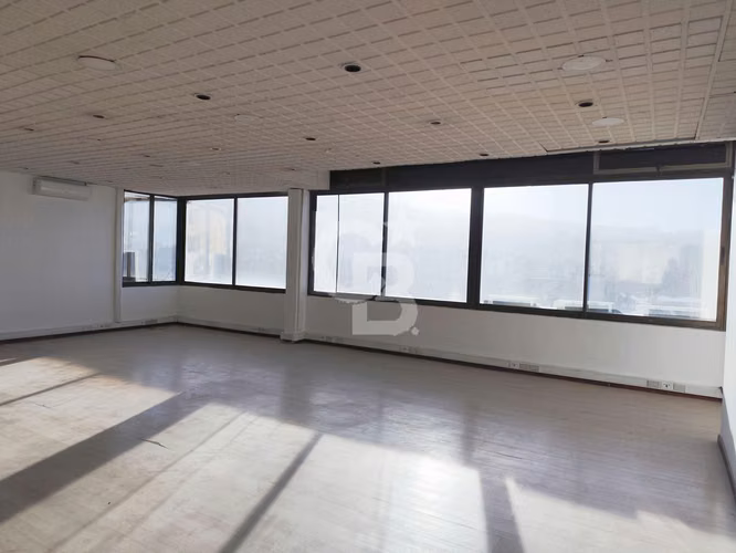 Oficina corporativa en altura – Valparaíso | 860 m² útiles