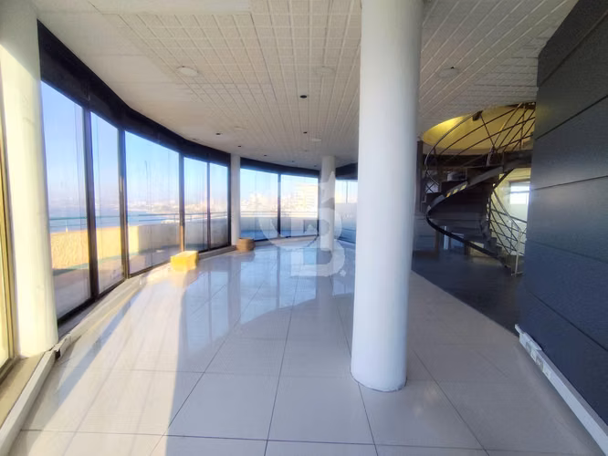 Oficina corporativa en altura – Valparaíso | 860 m² útiles
