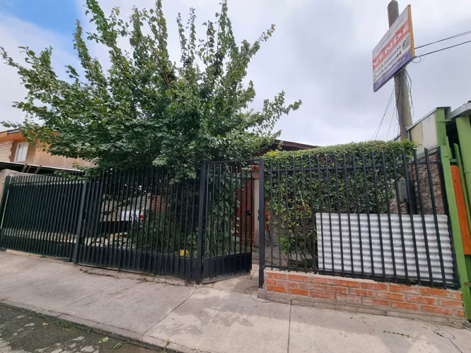 Se Vende casa 4D, 1B, El Bosque