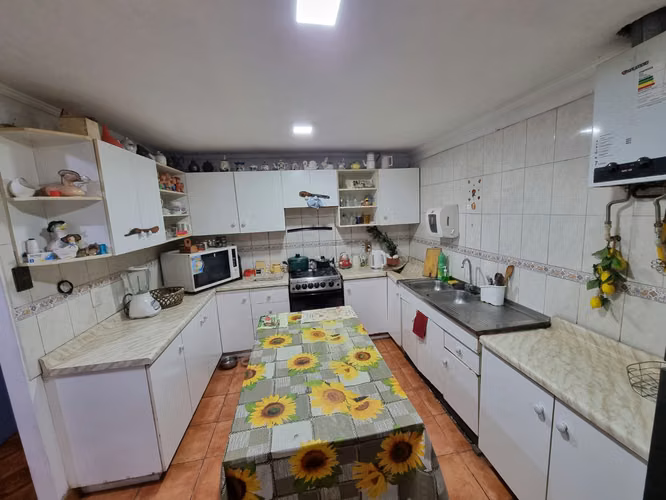 Se Vende casa 4D, 1B, El Bosque
