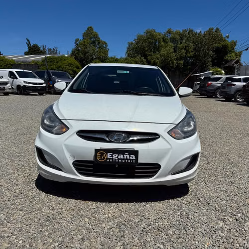 Hyundai accent RB GL - Imagen 4