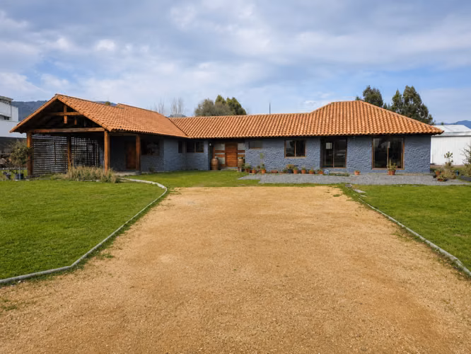 VENTA CASA Y PARCELA EN CONDOMINIO KM 5 ZAPALLAR, CURICO.
