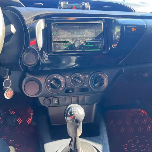 Toyota Hilux DC 4x2