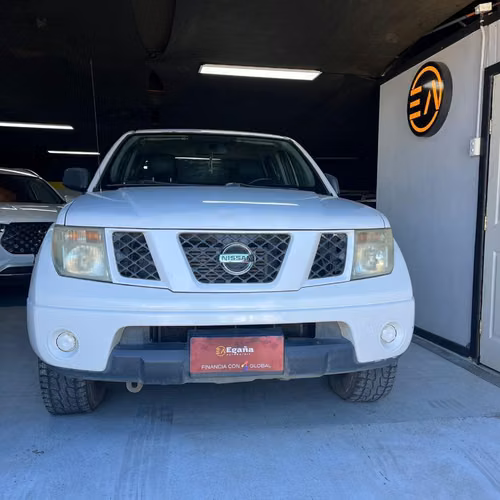 Nissan Navarra SE