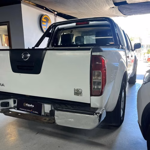 Nissan Navarra SE