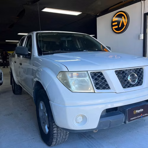 Nissan Navarra SE
