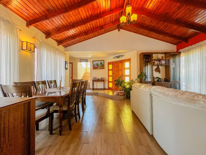 CASA EN VENTA EN ROSARIO DE PEÑUELAS, COQUIMBO.