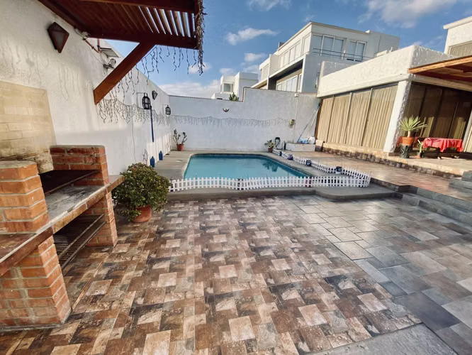 Venta Exclusiva Casa 5d/5b En Valle Del Mar, Antofagasta