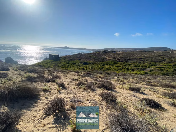 PARCELA DE ENSUEÑO CON VISTA A LA BAHÍA EN OCHOQUEBRADAS