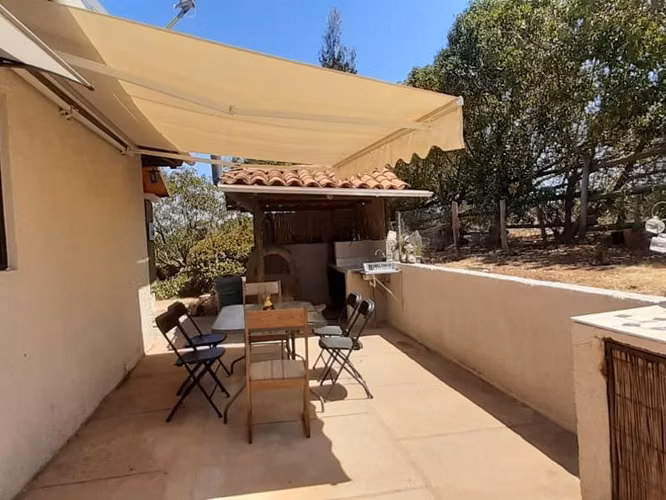 Venta Parcela Exclusiva con amplios jardines