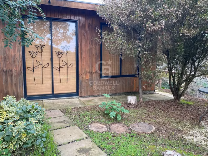 Venta Parcela Exclusiva con amplios jardines
