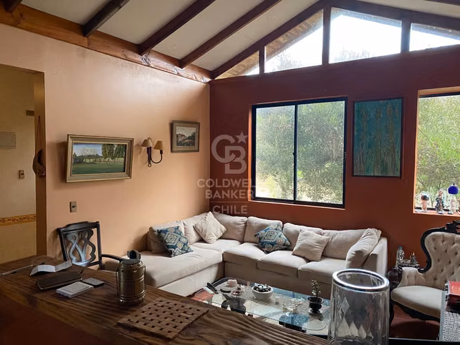 Venta Parcela Exclusiva con amplios jardines