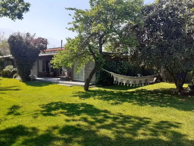 Casa con terreno 3D+2B+3E+Piscina, La Florida (139836)
