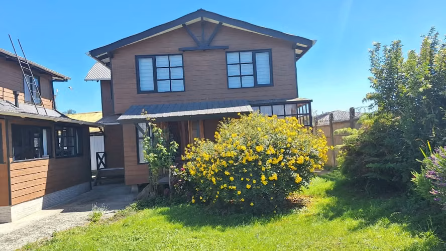 2 casa en sitio de 500 m2 - Augusta Schwerter - Puerto Varas