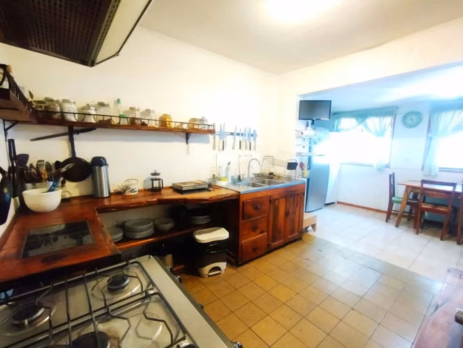 Terreno en La Reina con casa de 7 habitaciones - Imagen 7
