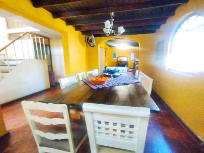 Terreno en La Reina con casa de 7 habitaciones - Imagen 5