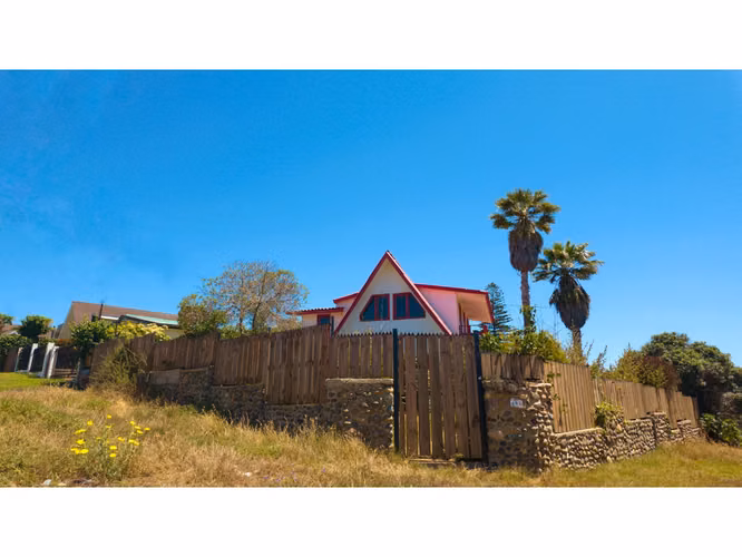 Terreno esquina de 350 m2 a 3 cuadras de Playa Amarilla de Concón