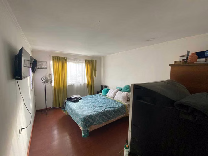 Casa esquina remodelada para venta (140007) - Imagen 12