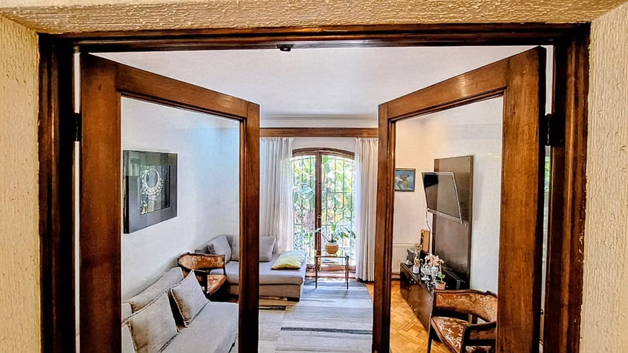 Se Arrienda Hermosa Casa con 1.200 m2 de Terreno en Ñuñoa