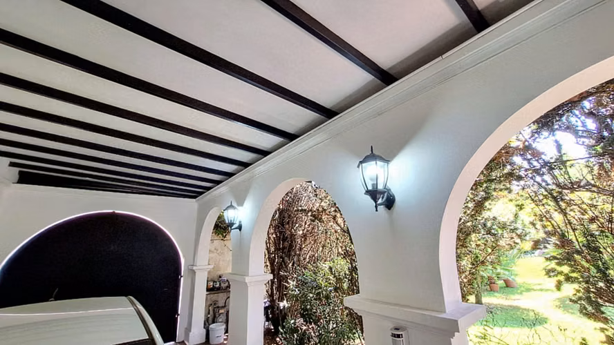 Se Arrienda Hermosa Casa con 1.200 m2 de Terreno en Ñuñoa
