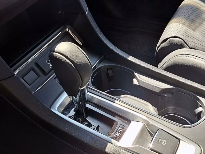SUBARU EVOLTIS 2026