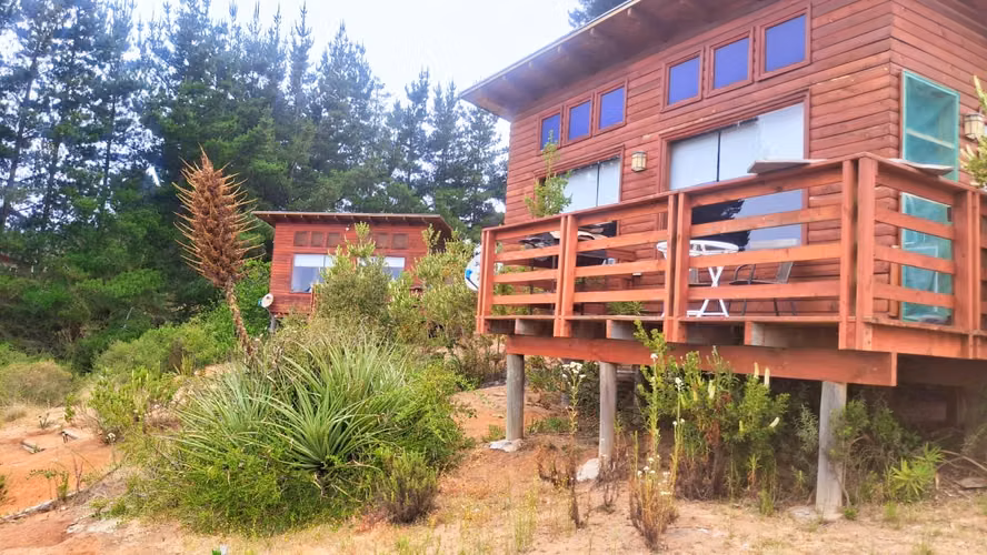 Hermosa Parcela con 5 cabañas en funcionamiento