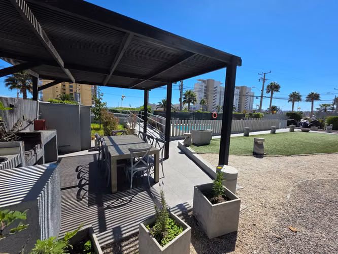 Excelente Oportunidad de Venta – Amplio Departamento en La Herradura con Vista al Mar